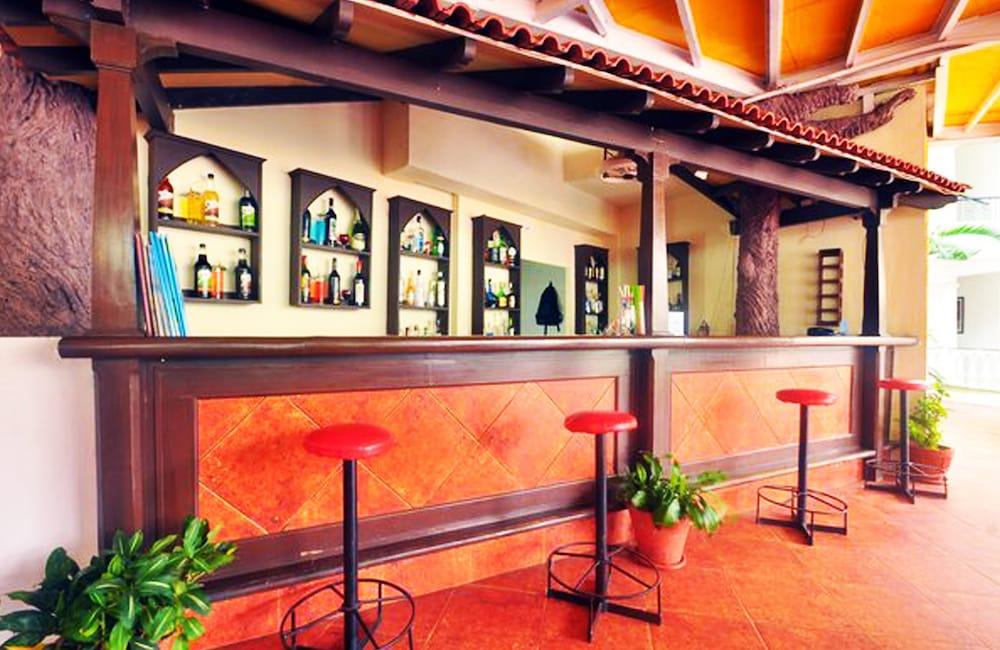 Toshali Goan Village Resort Candolim Exteriör bild