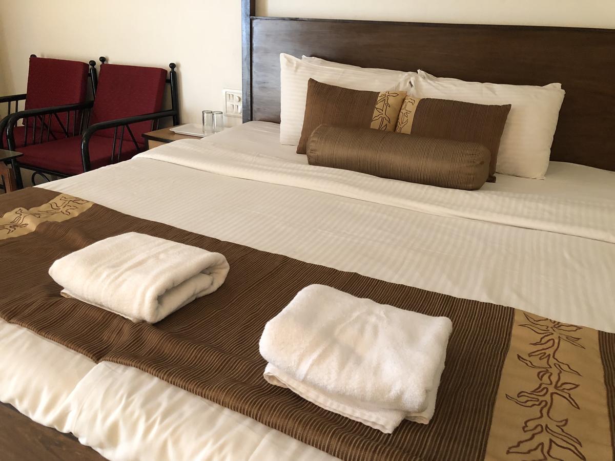 Toshali Goan Village Resort Candolim Exteriör bild
