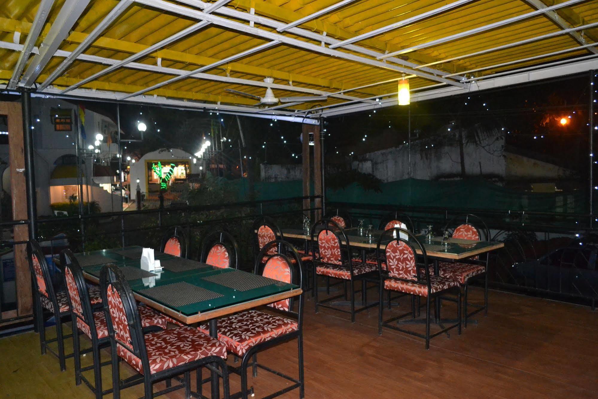 Toshali Goan Village Resort Candolim Exteriör bild