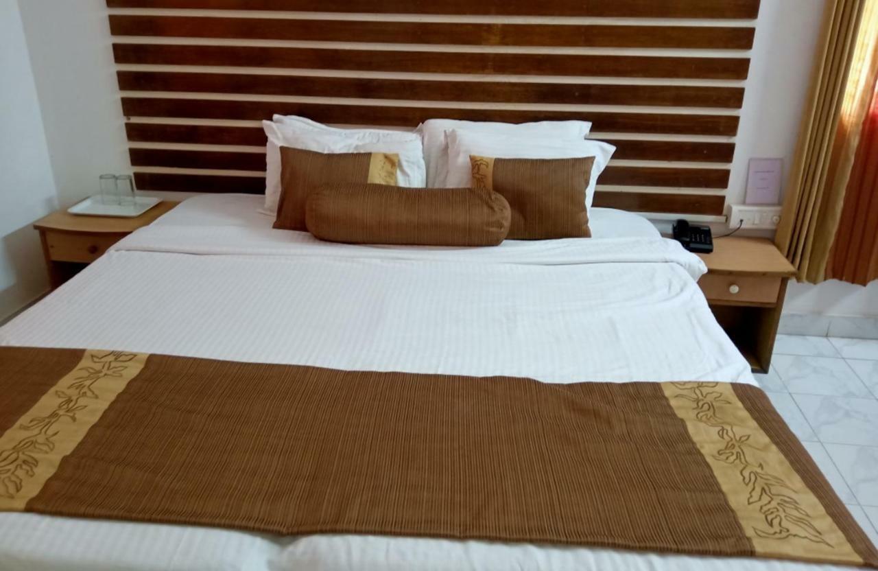 Toshali Goan Village Resort Candolim Exteriör bild